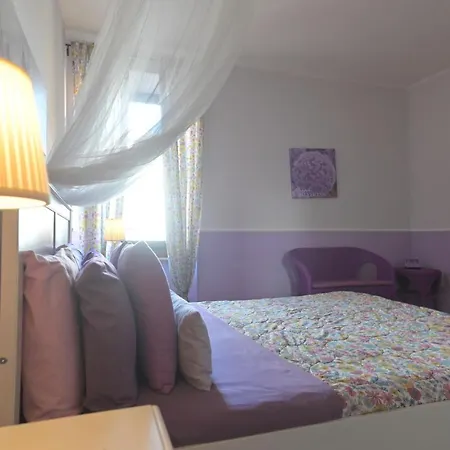 B&B Dimora Paolina 바스키