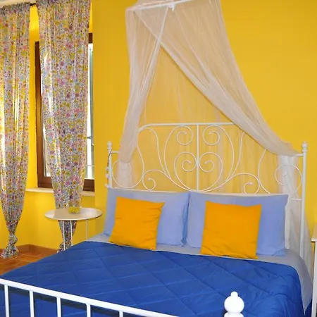 Bed & Breakfast Dimora Paolina 3*