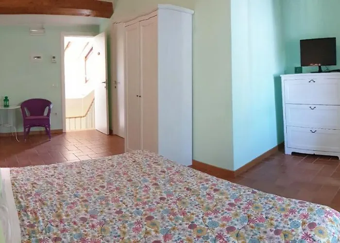 Bed & Breakfast Dimora Paolina 3*